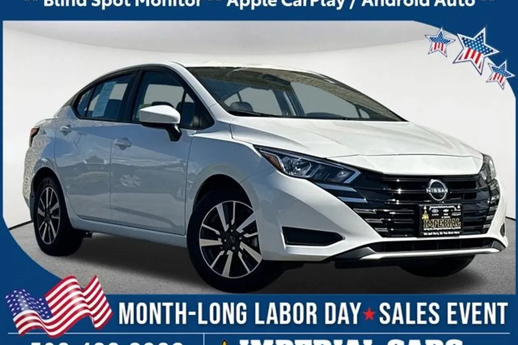 2024 Nissan Versa 1.6 SV photo 1