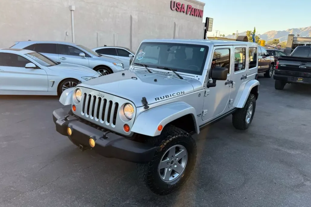 2012 Jeep Wrangler Unlimited Rubicon Sport photo 1