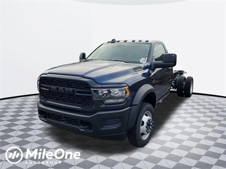 2024 Ram 5500 Tradesman SLT photo 1