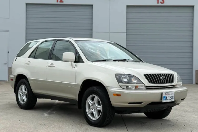 2000 Lexus RX 300 photo 1