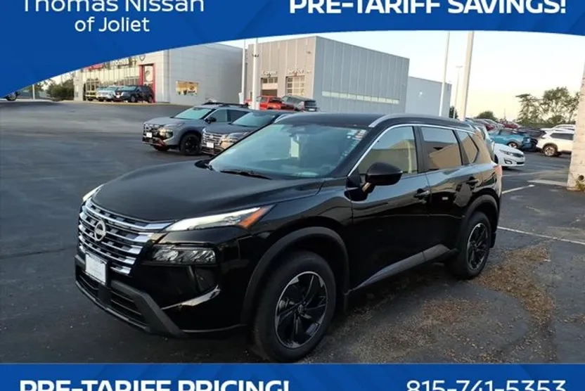 2026 Nissan Rogue SV photo 1