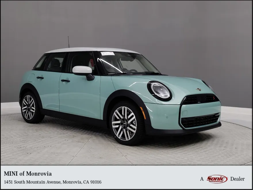 2026 Mini Cooper Hardtop S photo 1