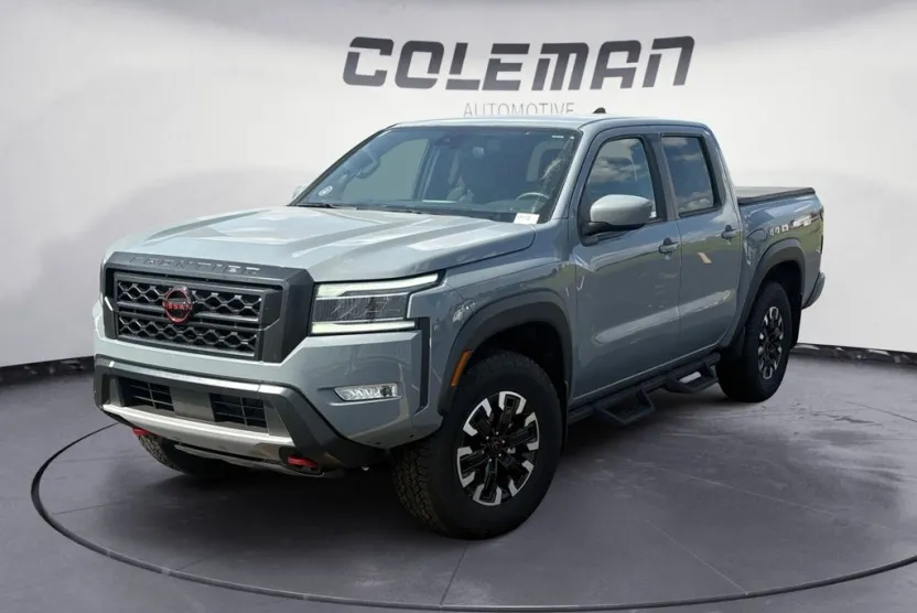 2023 Nissan Frontier PRO-4X photo 1