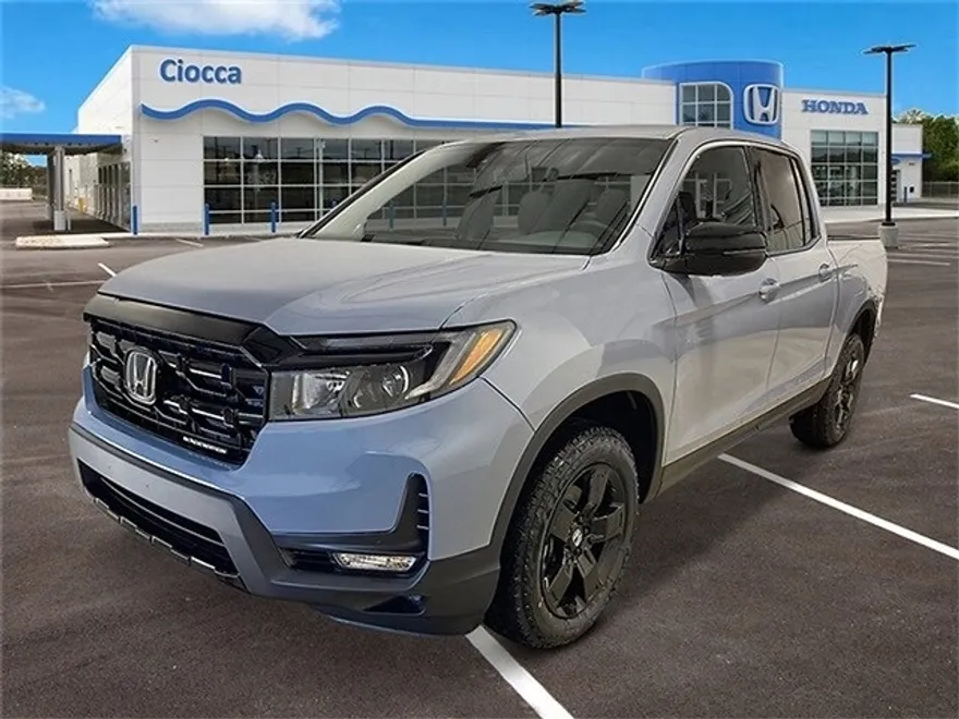 2025 Honda Ridgeline Black Edition photo 1