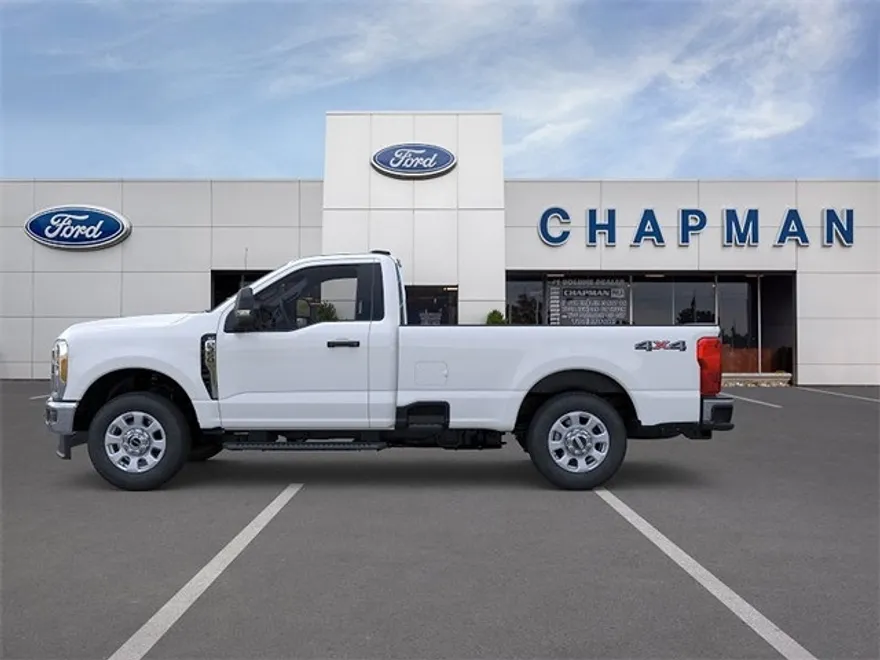 2025 Ford F-350 XLT photo 1