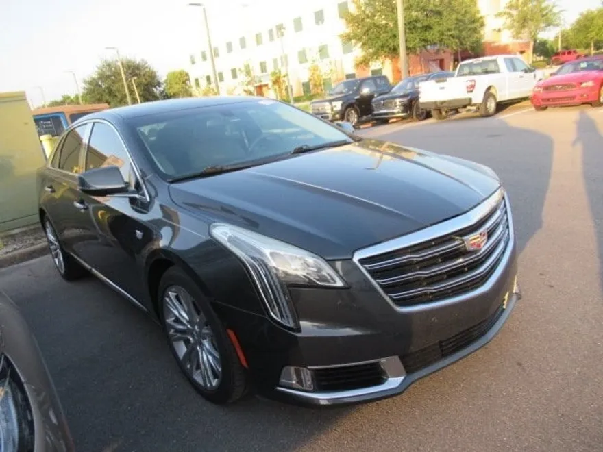2019 Cadillac XTS Luxury photo 1