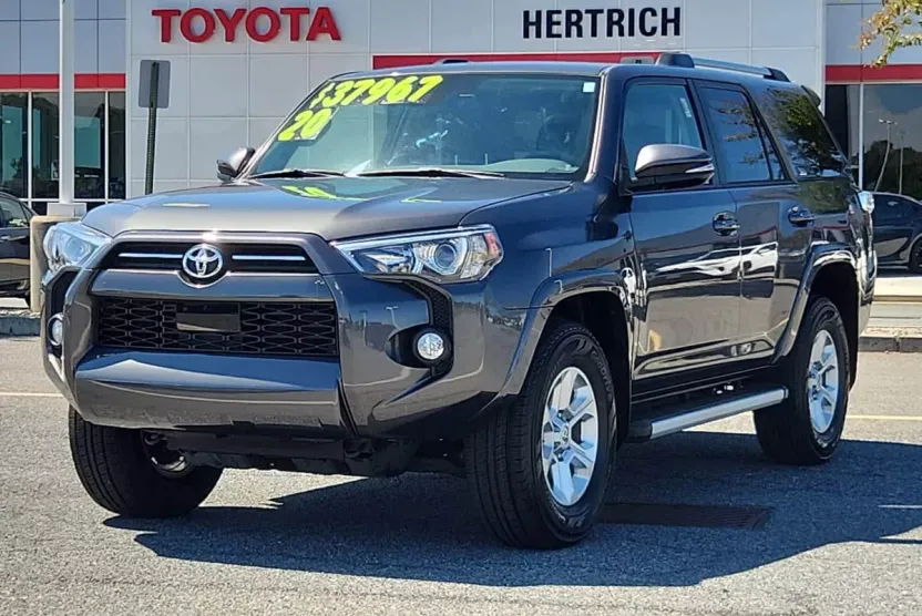 2020 Toyota 4Runner SR5 Premium photo 1