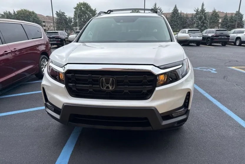 2024 Honda Ridgeline RTL photo 1