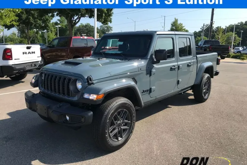 2025 Jeep Gladiator Sport photo 1