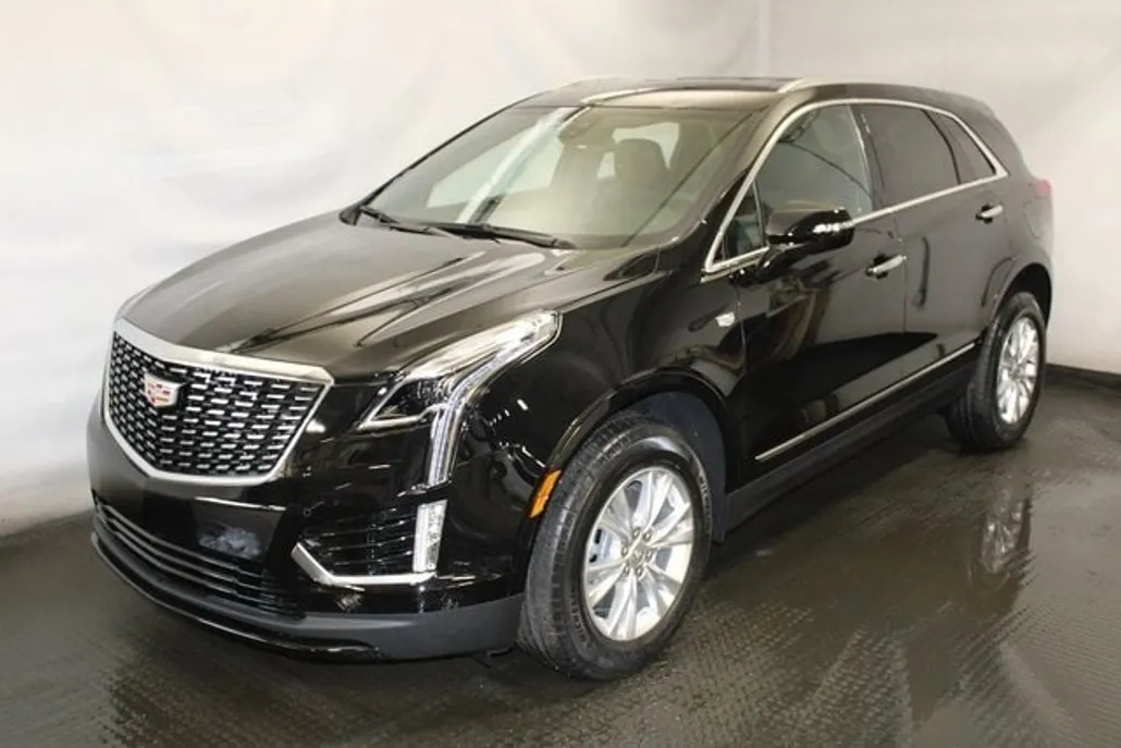 2025 Cadillac XT5 Luxury photo 1