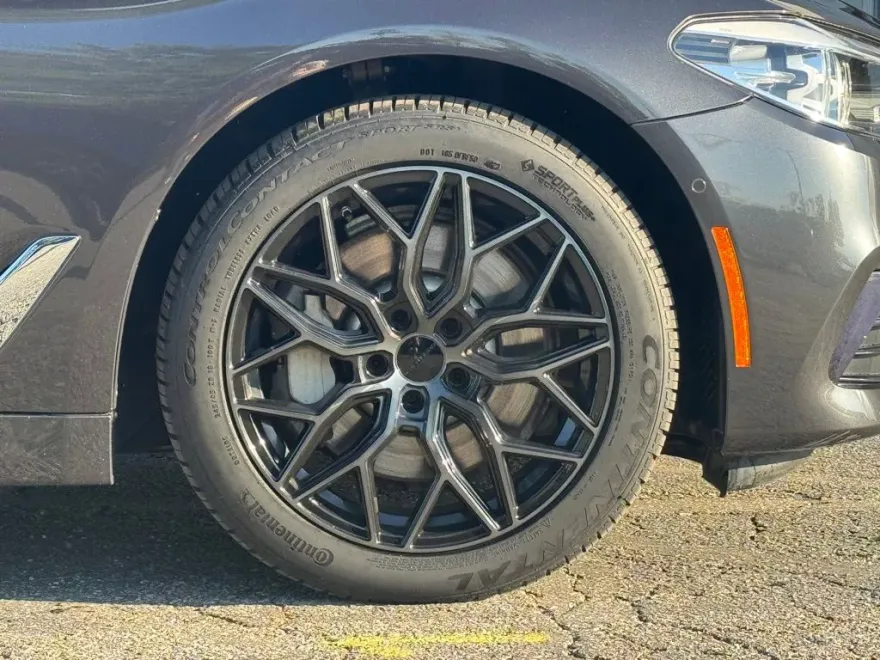2019 Bmw 530i xDrive Sedan photo 1
