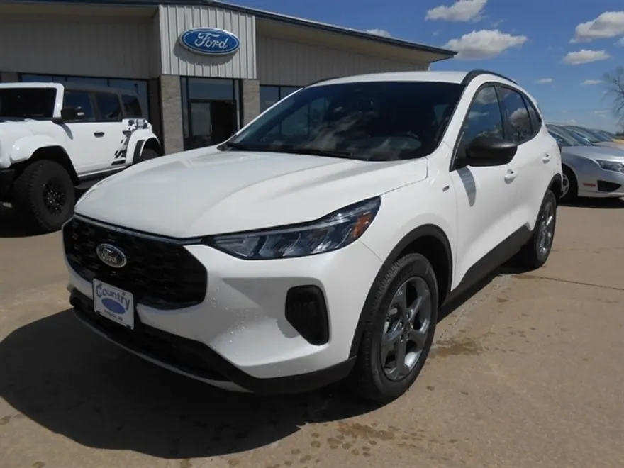 2025 Ford Escape ST-Line photo 1