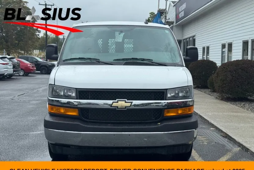 2022 Chevrolet Express 2500 Work Van photo 1