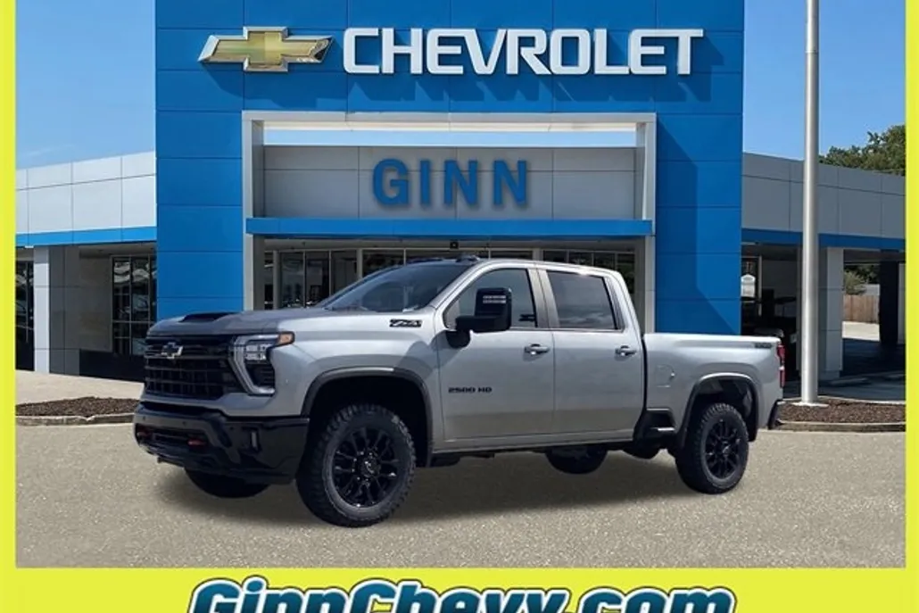 2025 Chevrolet Silverado 2500HD LT photo 1