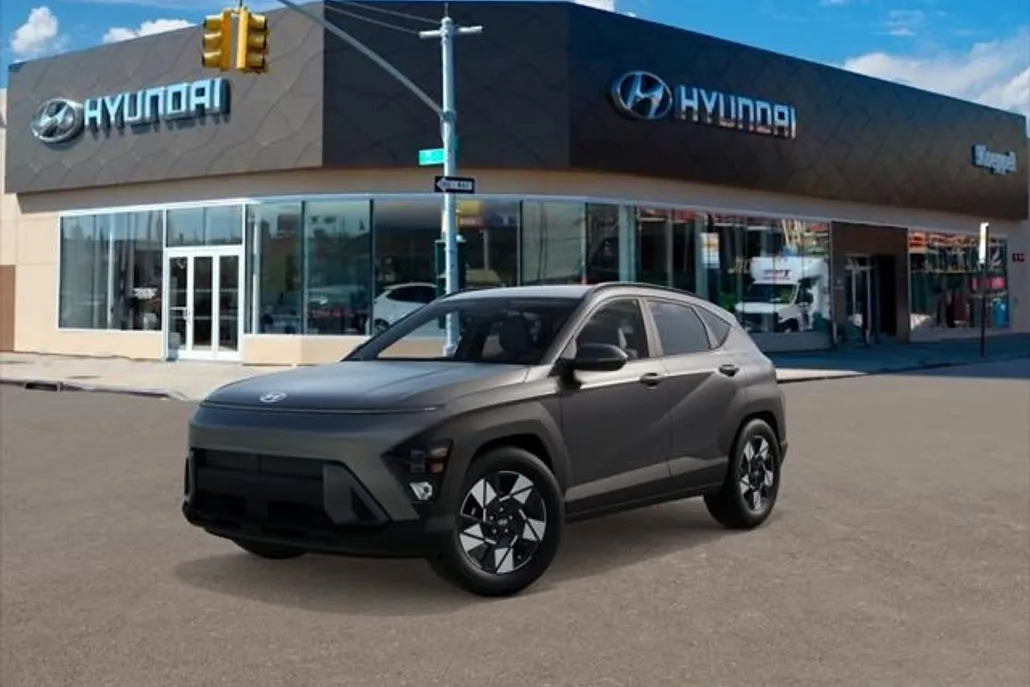 2025 Hyundai Kona SEL photo 1