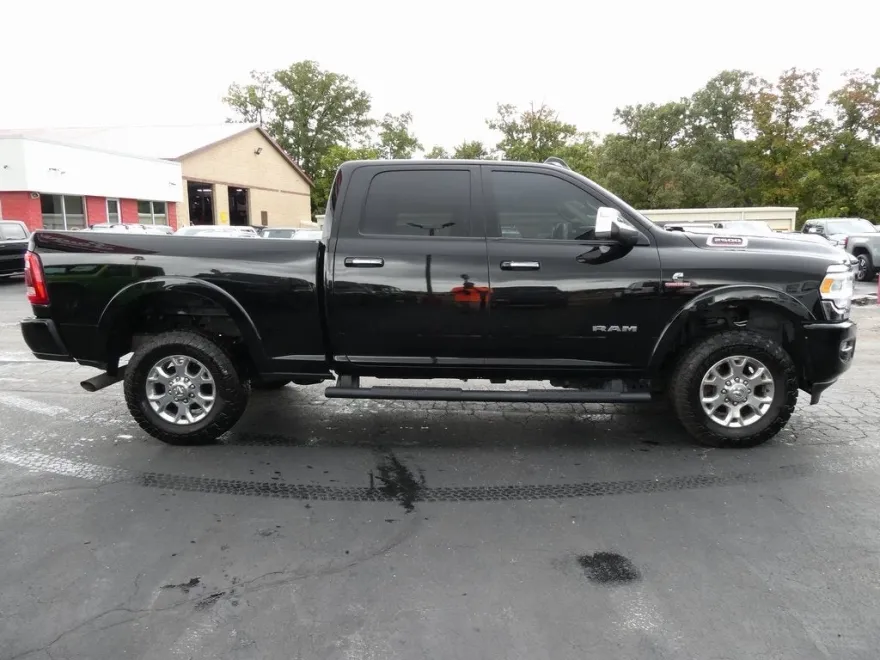 2022 Ram 2500 Laramie photo 1