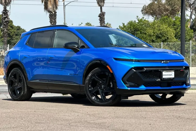 2025 Chevrolet Equinox EV 3RS photo 1