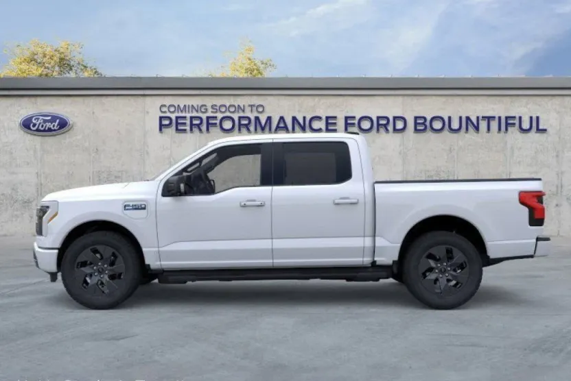 2025 Ford F-150 Lightning photo 1