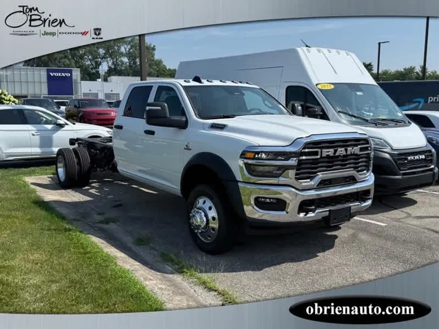 2025 Ram 5500 Tradesman photo 1