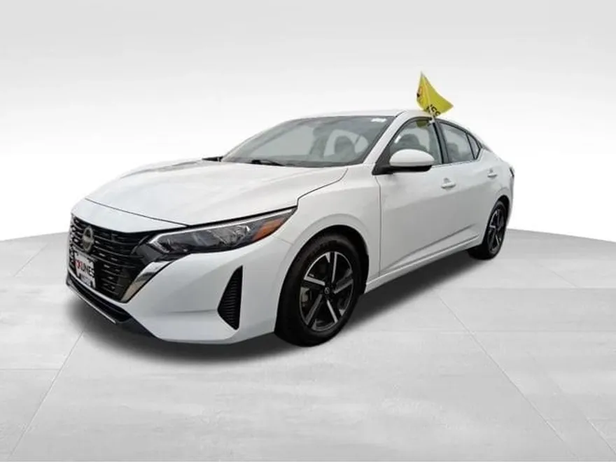 2024 Nissan Sentra SV photo 2