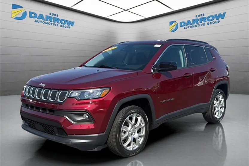 2022 Jeep Compass Latitude Lux photo 1