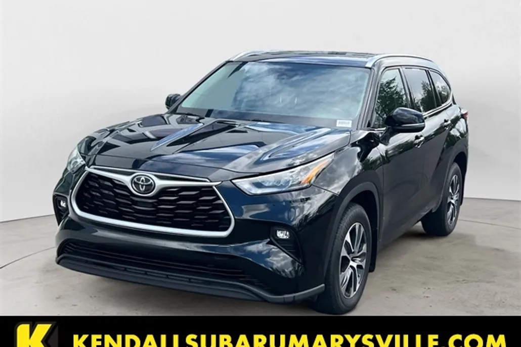 2020 Toyota Highlander XLE photo 1