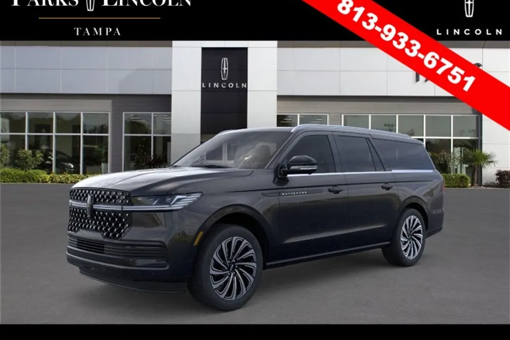 2025 Lincoln Navigator Black Label photo 1