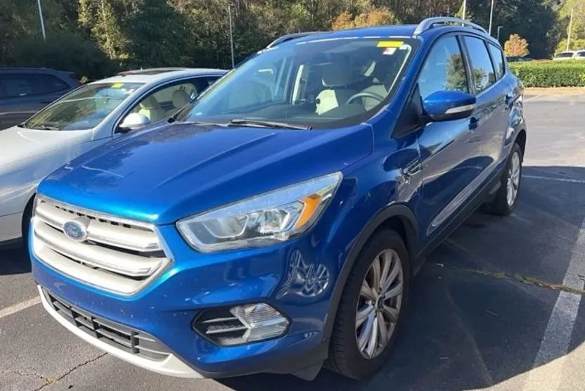 2017 Ford Escape Titanium photo 1
