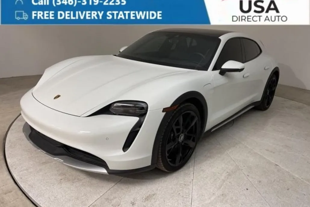 2022 Porsche Taycan 4 Cross Turismo photo 1
