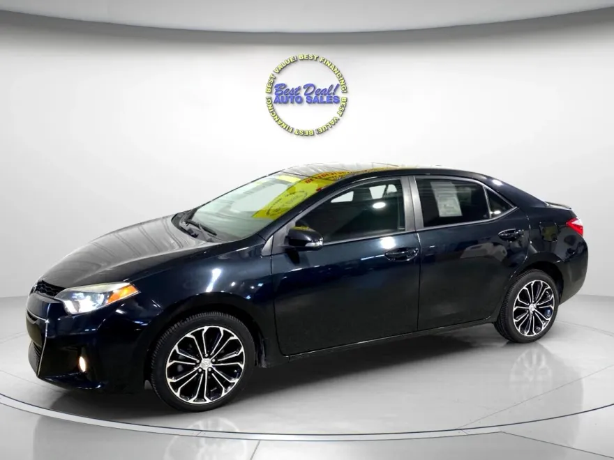 2015 Toyota Corolla S Premium photo 1