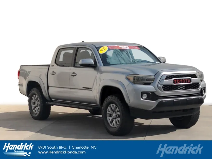 2019 Toyota Tacoma SR5 Double Cab V6 photo 1