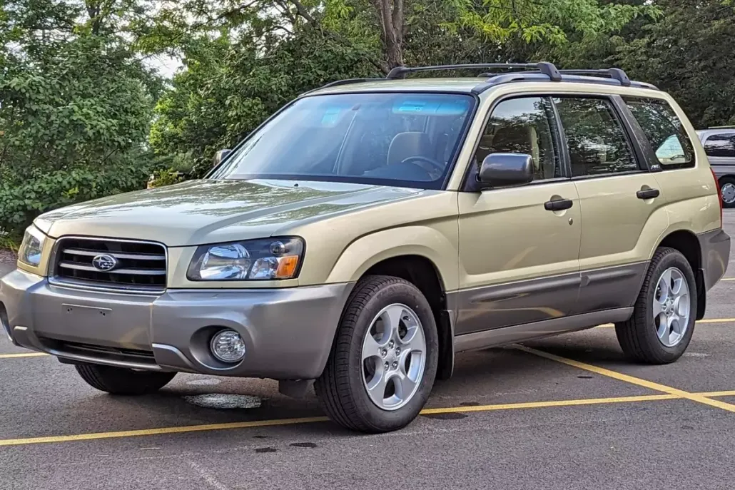 2003 Subaru Forester XS photo 1