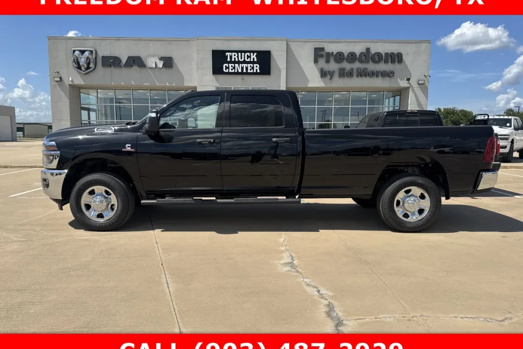 2025 Ram 3500 Tradesman photo 1