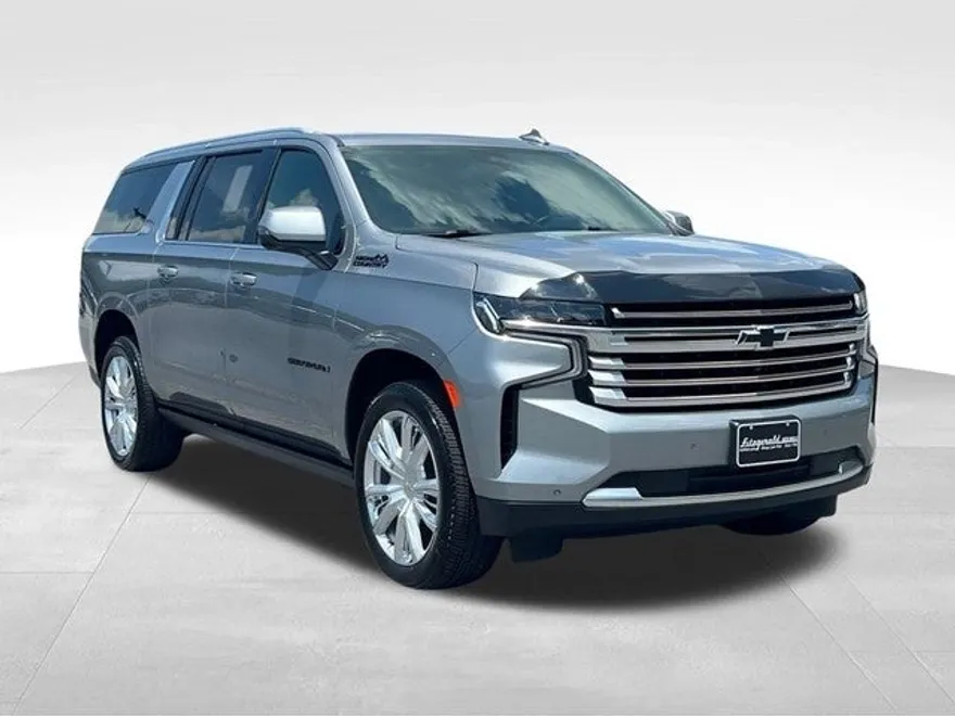 2024 Chevrolet Suburban High Country photo 1
