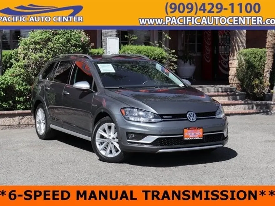 2019 Volkswagen Golf Alltrack TSI S photo 1
