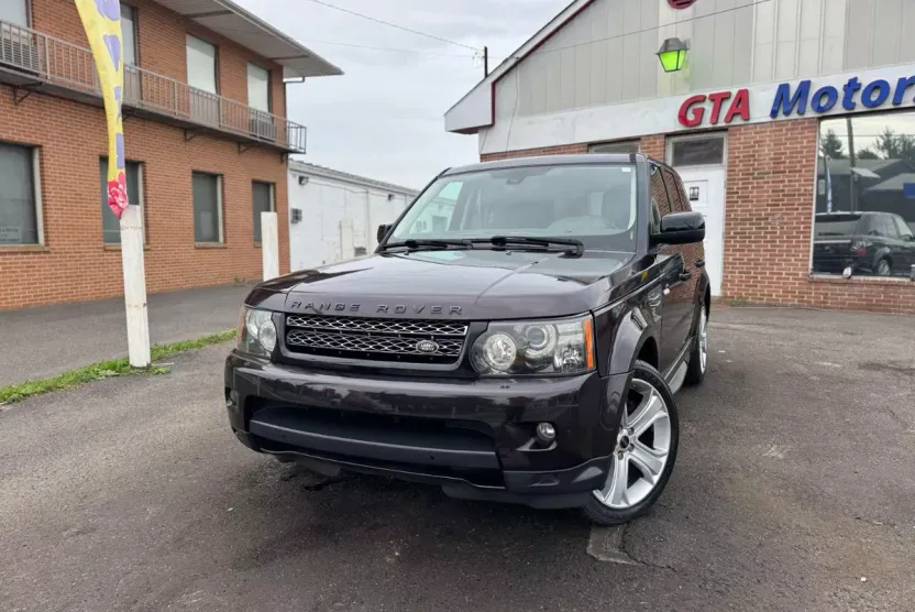 2012 Land Rover Range Rover Sport HSE LUX photo 1