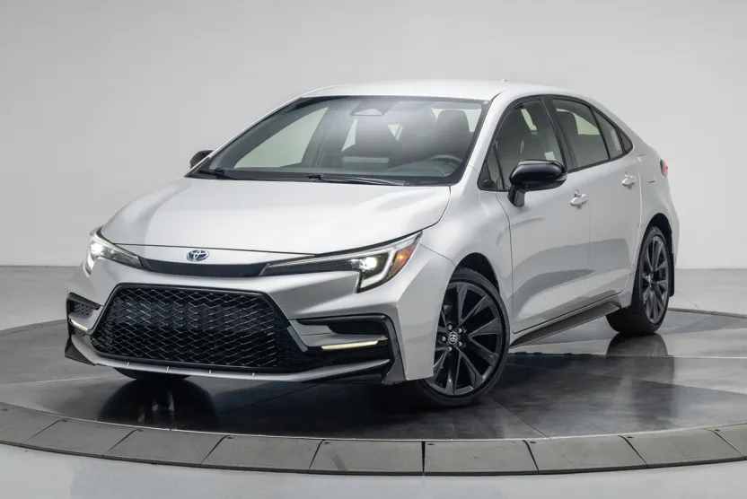 2024 Toyota Corolla Hybrid SE photo 1