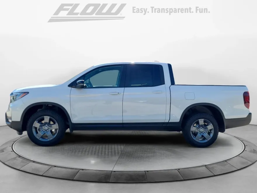 2025 Honda Ridgeline TrailSport photo 1