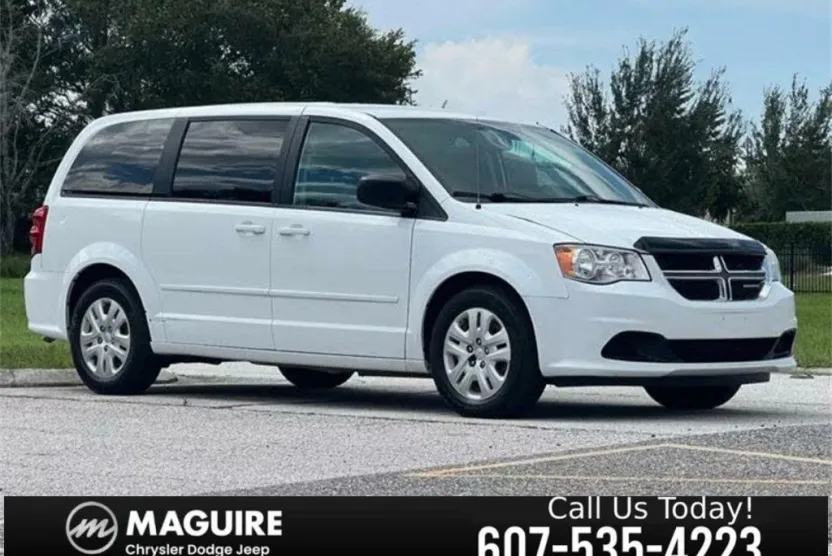 2017 Dodge Grand Caravan SE photo 1