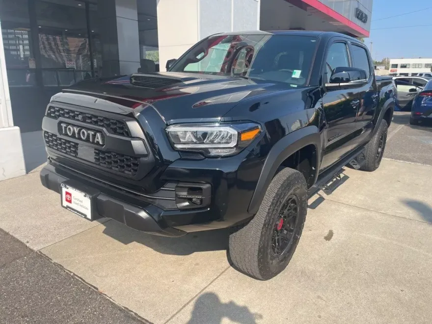 2022 Toyota Tacoma TRD Pro photo 1