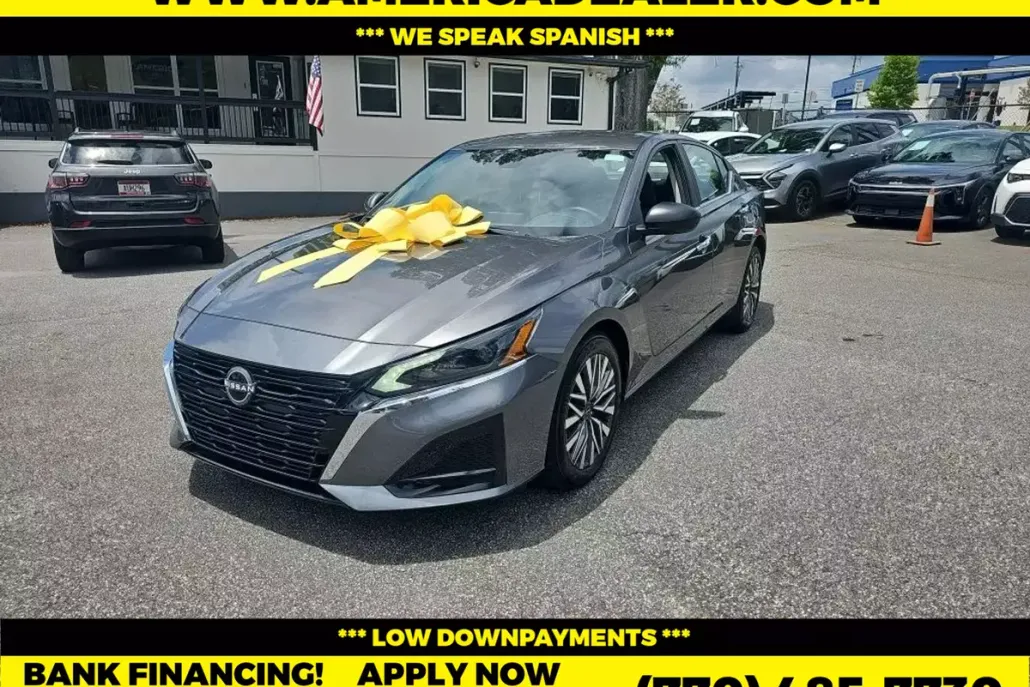 2025 Nissan Altima 2.5 SV photo 1