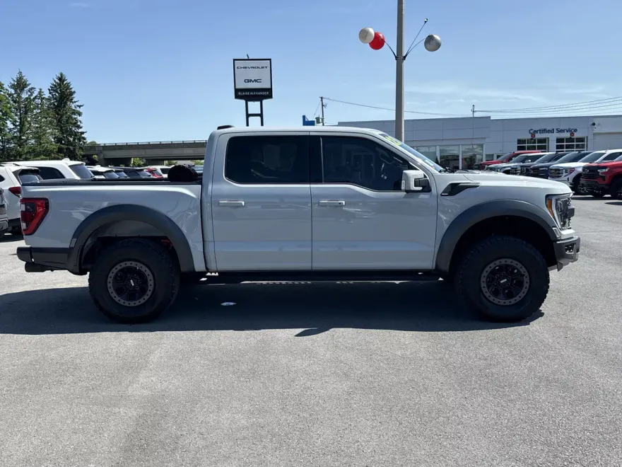 2023 Ford F-150 Raptor photo 1