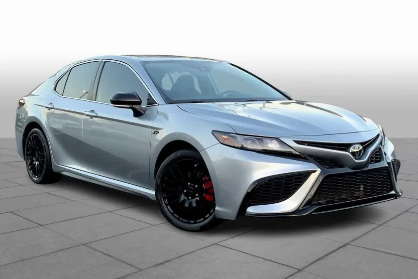 2023 Toyota Camry SE photo 1