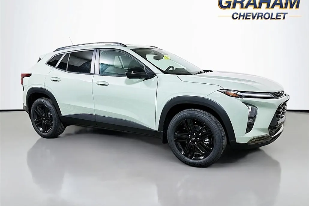 2026 Chevrolet Trax ACTIV photo 1
