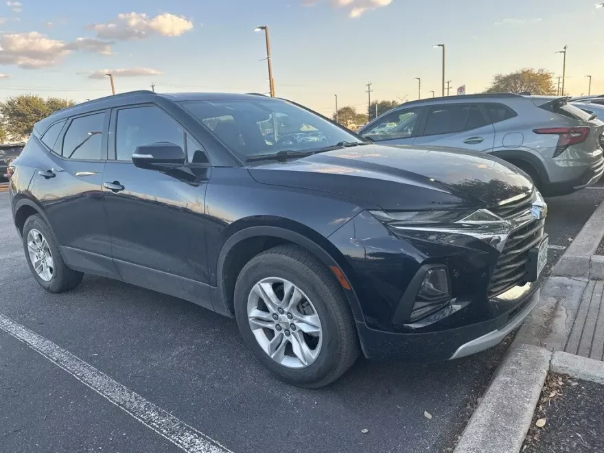 2020 Chevrolet Blazer 2LT photo 1