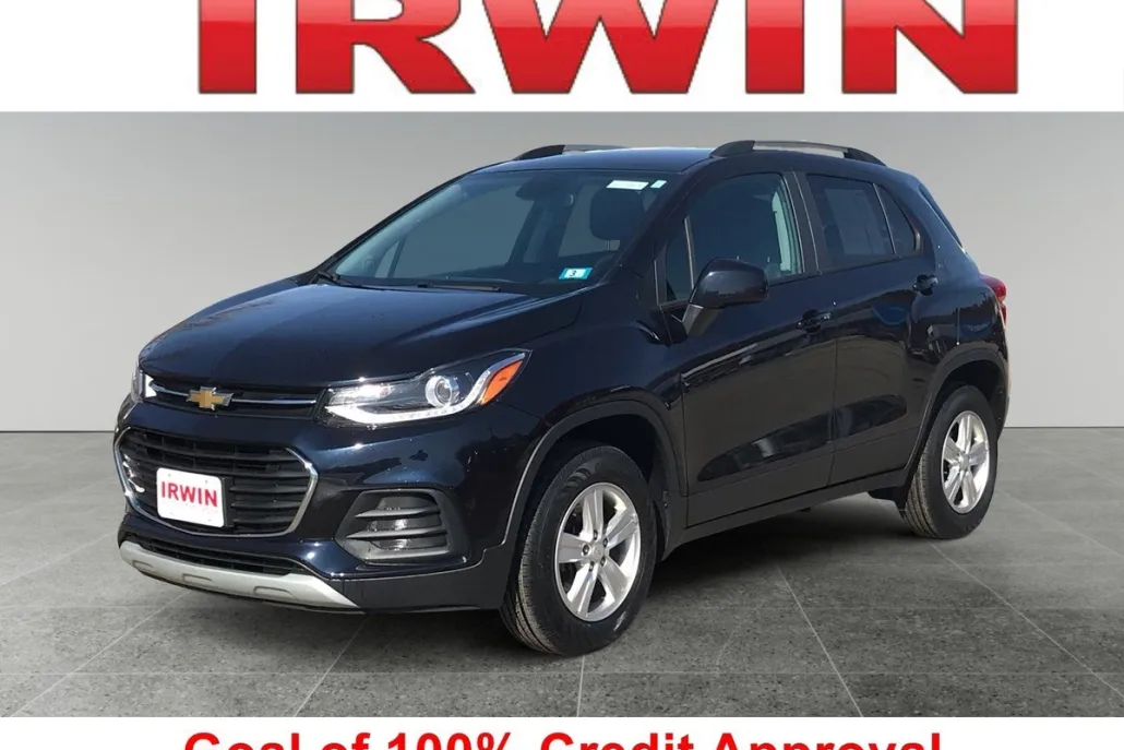2022 Chevrolet Trax LT photo 1