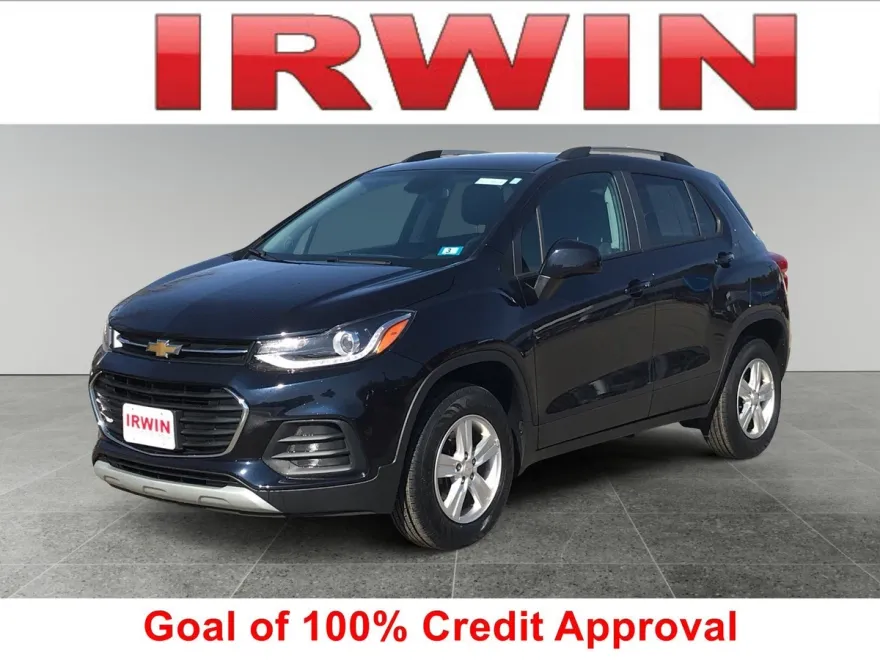 2022 Chevrolet Trax LT photo 1