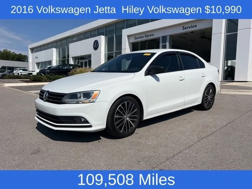 2016 Volkswagen Jetta 1.8T Sport photo 1