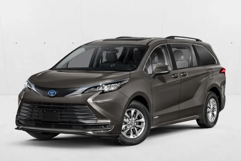 2021 Toyota Sienna LE photo 1