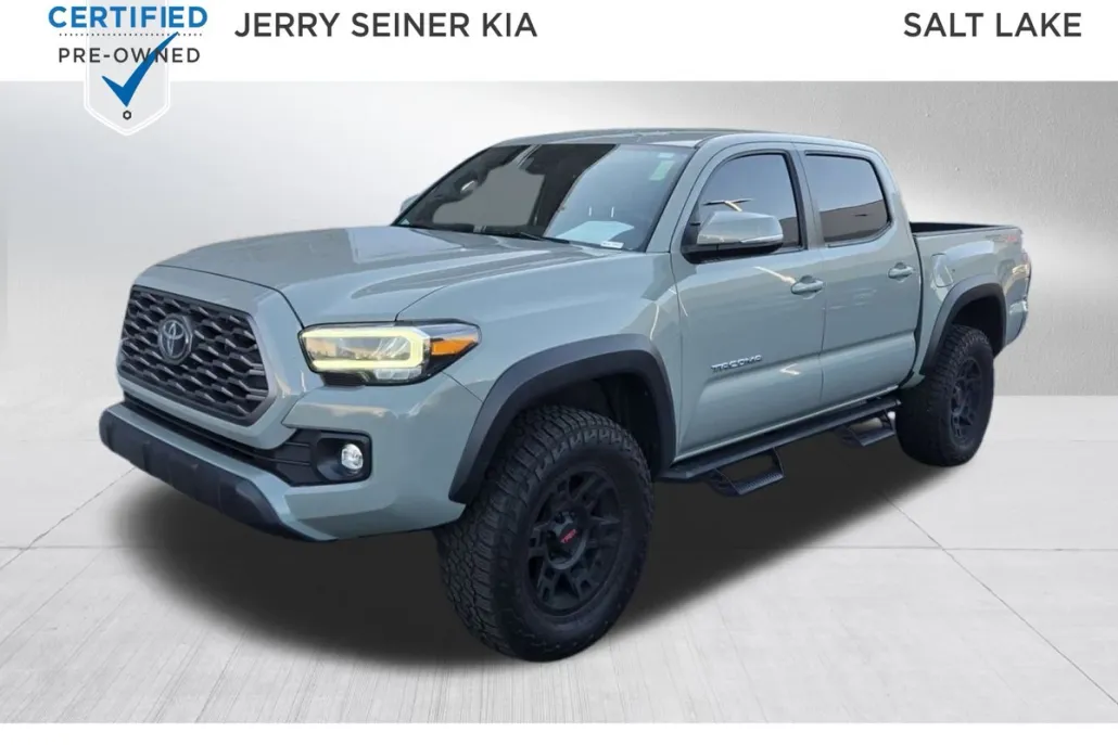 2023 Toyota Tacoma TRD 4x4 photo 1